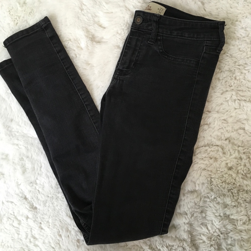 BLACK DENIM HOLLISTER JEANS